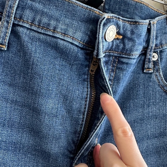 Banana Republic High-Rise Medium Wash Straight Jeans, Size 6/28 - Picture 9 of 16